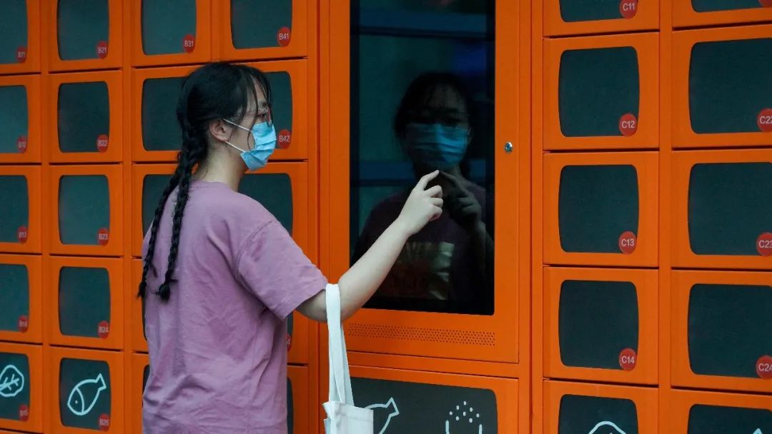 諄勤工業(yè)平板電腦攜手外賣取餐柜,邁進(jìn)外賣新時代 諄勤工業(yè)平板電腦攜手外賣取餐柜,邁進(jìn)外賣新時代